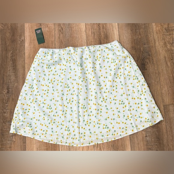 Wild Fable Light Blue Floral A-Line Skirt - Picture 2 of 2